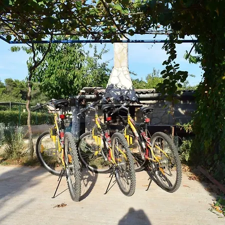 Holiday home House Rabota *