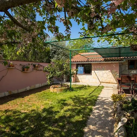 Vikendica House Rabota